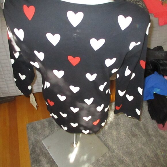 new with tags Jess & Jane heart long sleeve shirt M made in usa - Picture 2 of 2